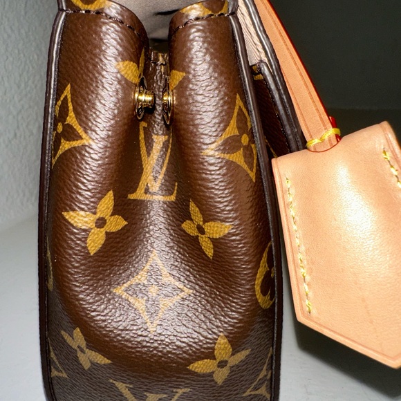 100% Authentic “Cluny Mini” Louis VuittonMonogram Satchel. Excellent Condition - Picture 13 of 14